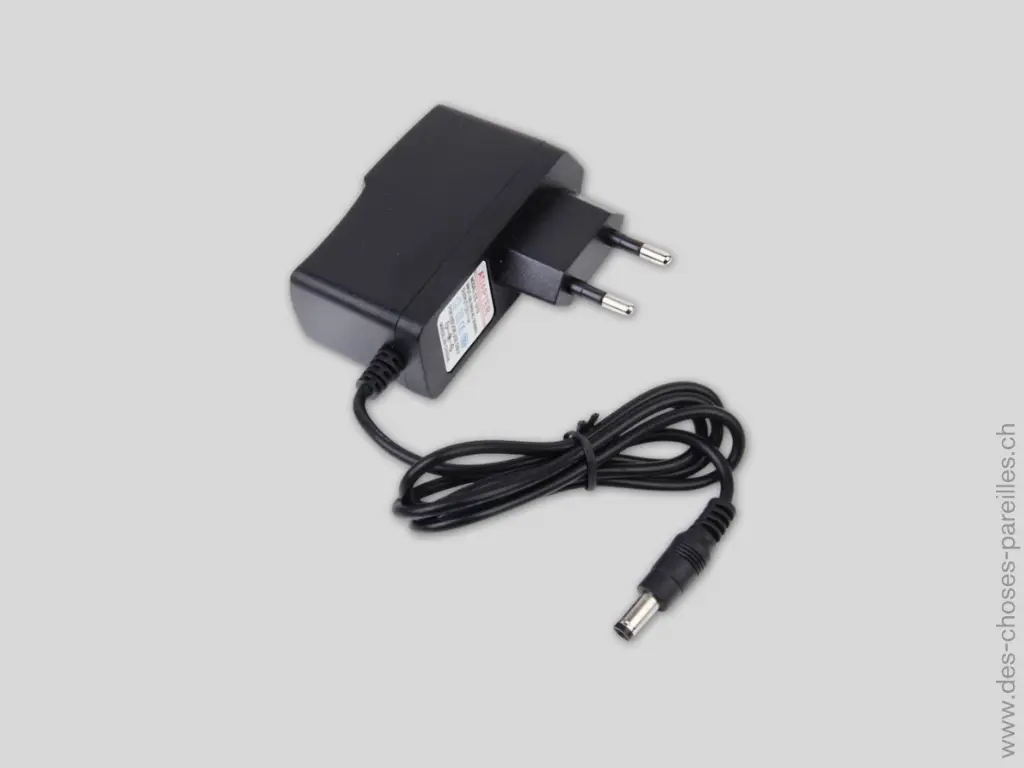 Relais radio 8 canaux - vue du chargeur.webp