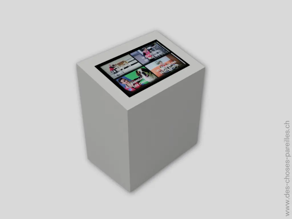 Lecteur vidéo interactif  dans un pupitre.webp