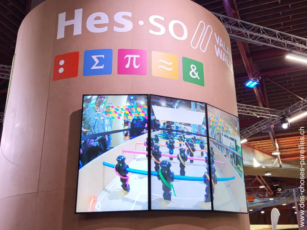 Contrôleur de mur vidéo HDMI FullHD, 2x2 ports, stand HES-SO de la foire du Valais 2025.webp