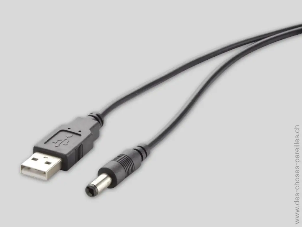 Câble d'alimentation USB vers barrel jack pour lecteur multimédia 4K Sprite.webp